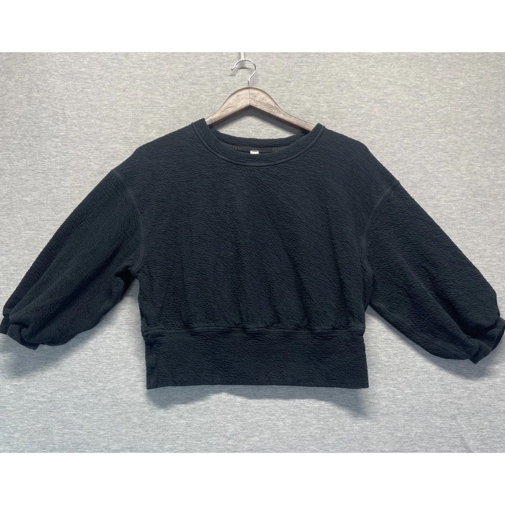 Lululemon Cropped Sweater Womens 6 Black Textured Cotton Ribbed Trim Crew Neck